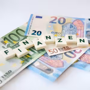 Was kostet ein Immobilienmakler in Freiburg? – Provision & Kosten erklärt